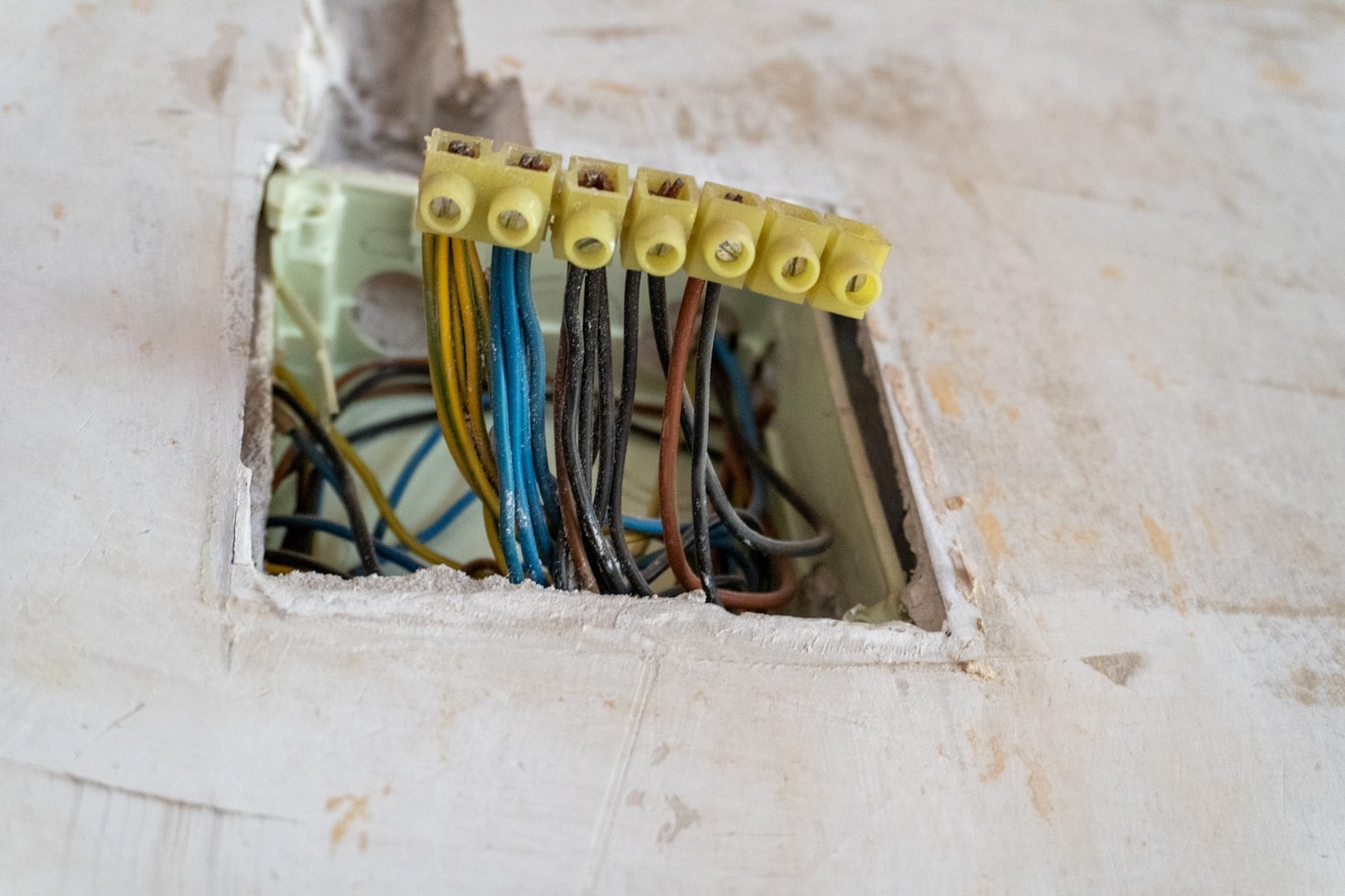 Painéis elétricos: por que realizar manutenção periódica?
